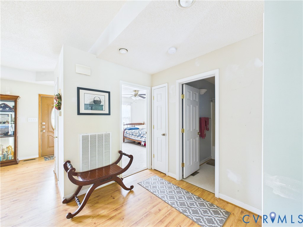 1035 Cole Harbor Road Blackstone, VA 23824 - Photo 11 of 39