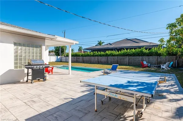 a view of outdoor space