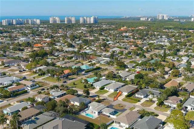 $4,300 | 714 105th Avenue North, Naples, FL 34108