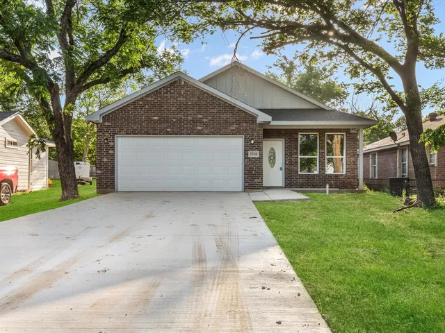 $258,000 | 1510 North Wilhite Street, Cleburne, TX 76031