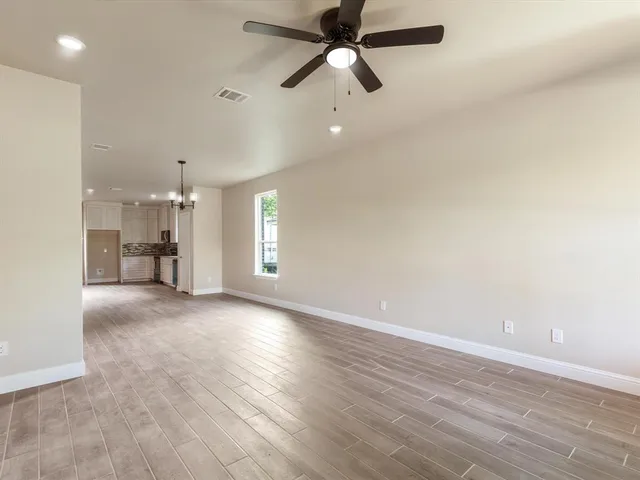 $258,000 | 1510 North Wilhite Street, Cleburne, TX 76031