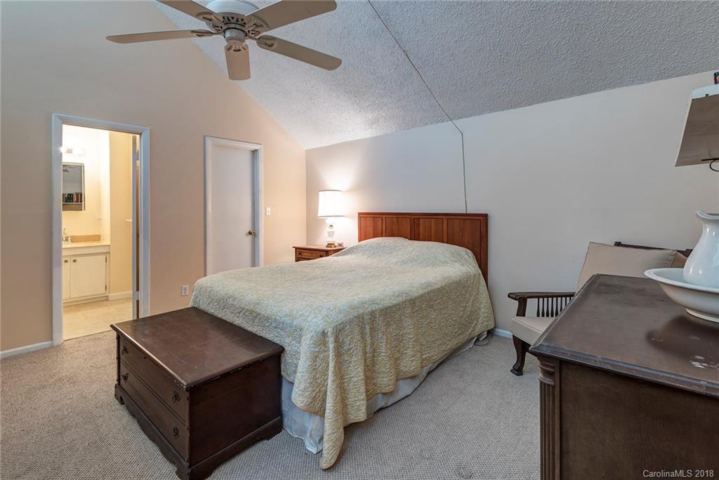 26 Maple Ridge Lane Asheville, NC 28806 - Photo 13 of 27 Gallery Image 13