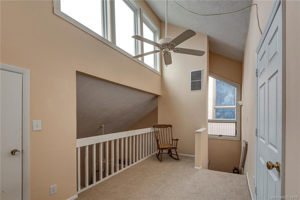 26 Maple Ridge Lane Asheville, NC 28806 - Photo 16 of 27 Gallery Image 16