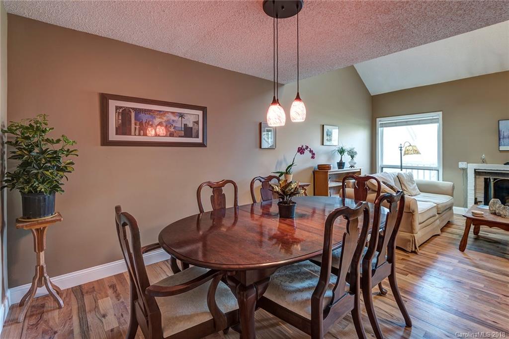26 Maple Ridge Lane Asheville, NC 28806 - Photo 5 of 27 Gallery Image 5
