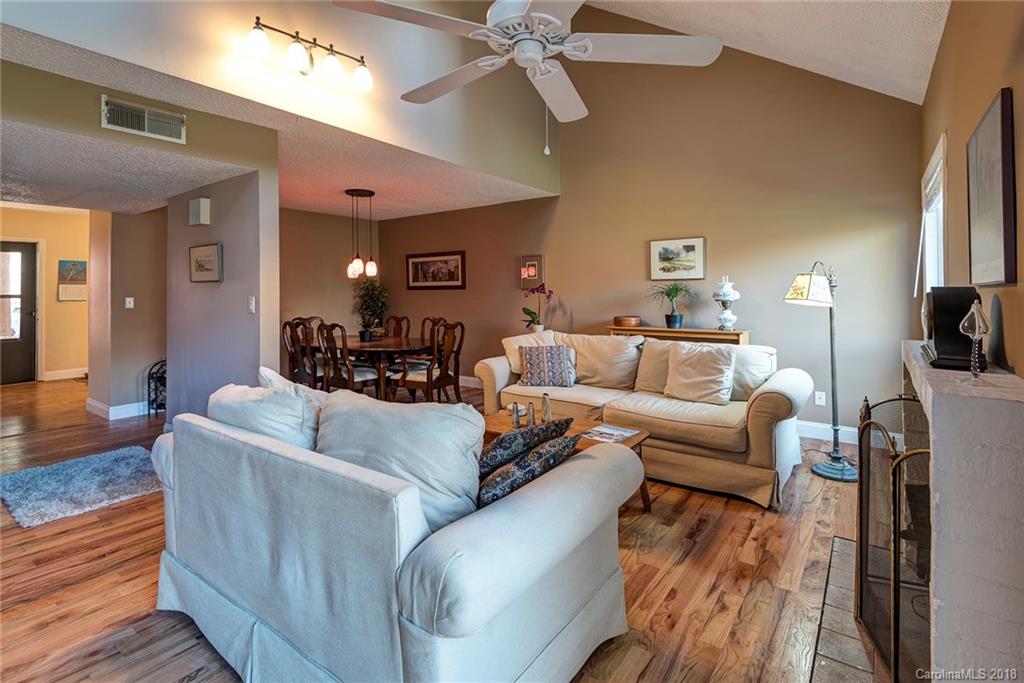 26 Maple Ridge Lane Asheville, NC 28806 - Photo 9 of 27 Gallery Image 9