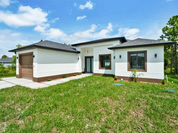 $2,600 | Sunshine, Lehigh Acres, FL 33976