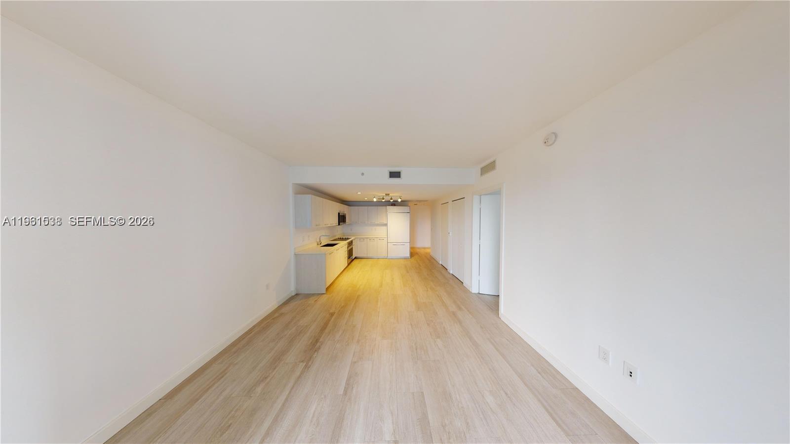 55 Southwest 9th Street, Unit 2010 Miami, FL 33130 - Photo 6 of 19