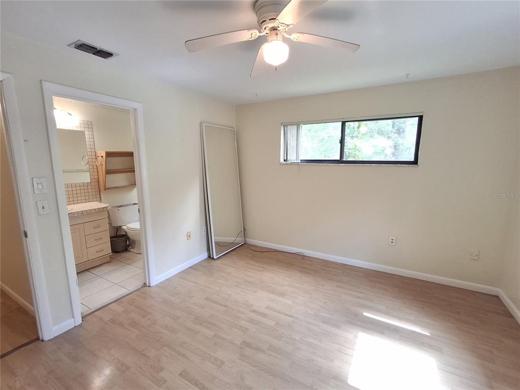 4333 Southwest 69 Terrace Gainesville, FL 32608 - Photo 18 of 36