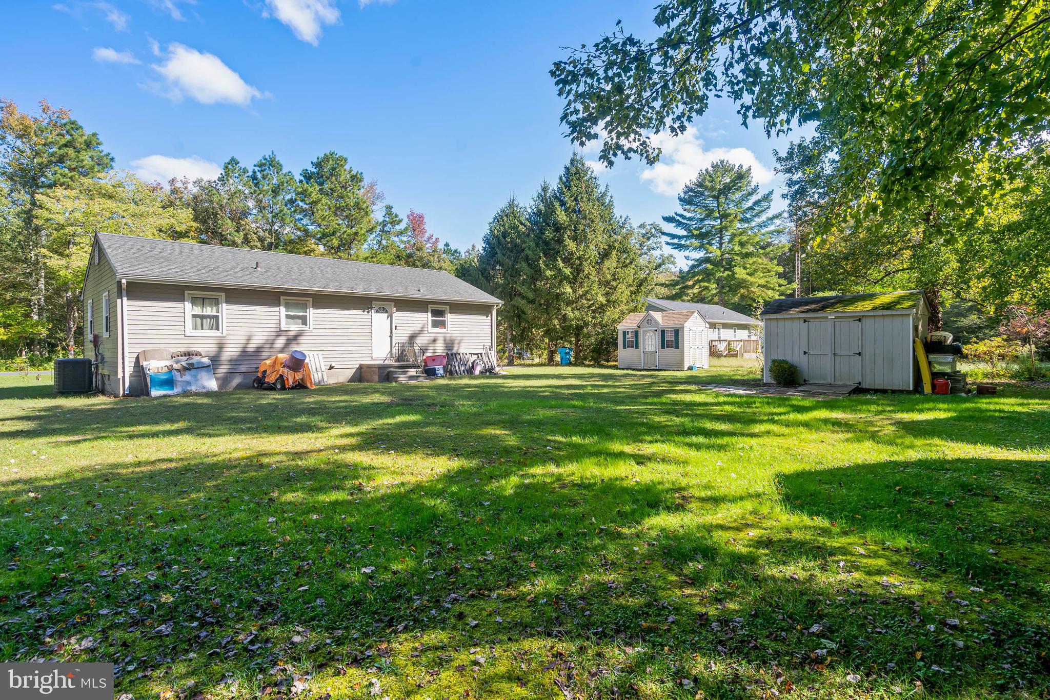 32197 Johnson Road Salisbury, MD 21804 - Photo 22 of 23 a front view of house with garden