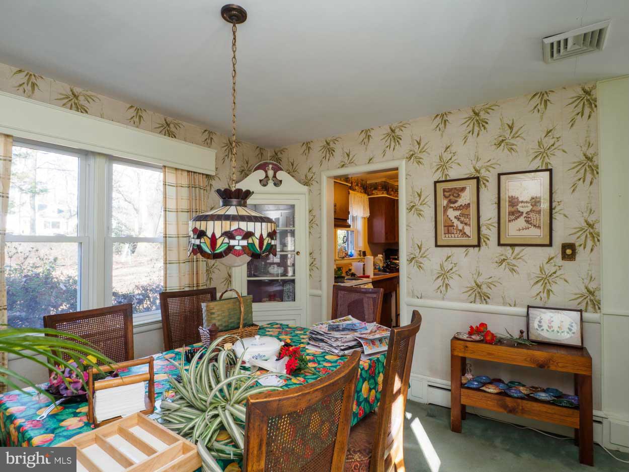 715 Midland Road Silver Spring, MD 20904 - Photo 7 of 20 Dining Room