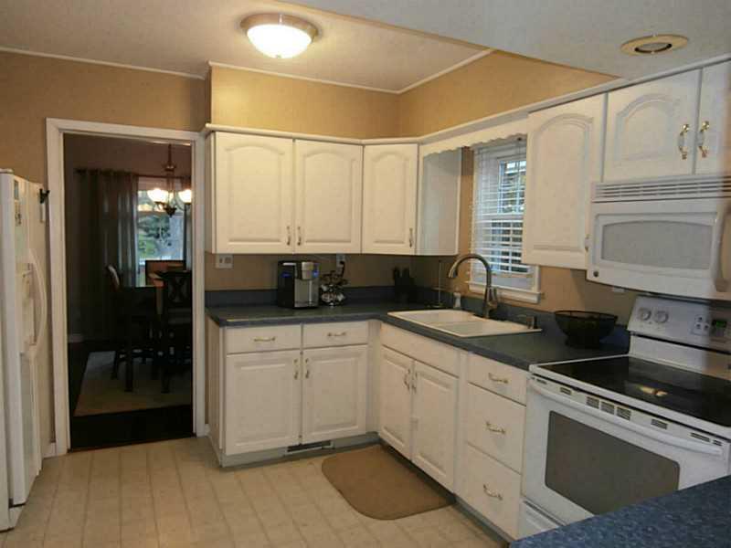Kitchen. 