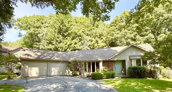 $479,900 | 18777 Iroquois Drive, Spring Lake, MI 49456