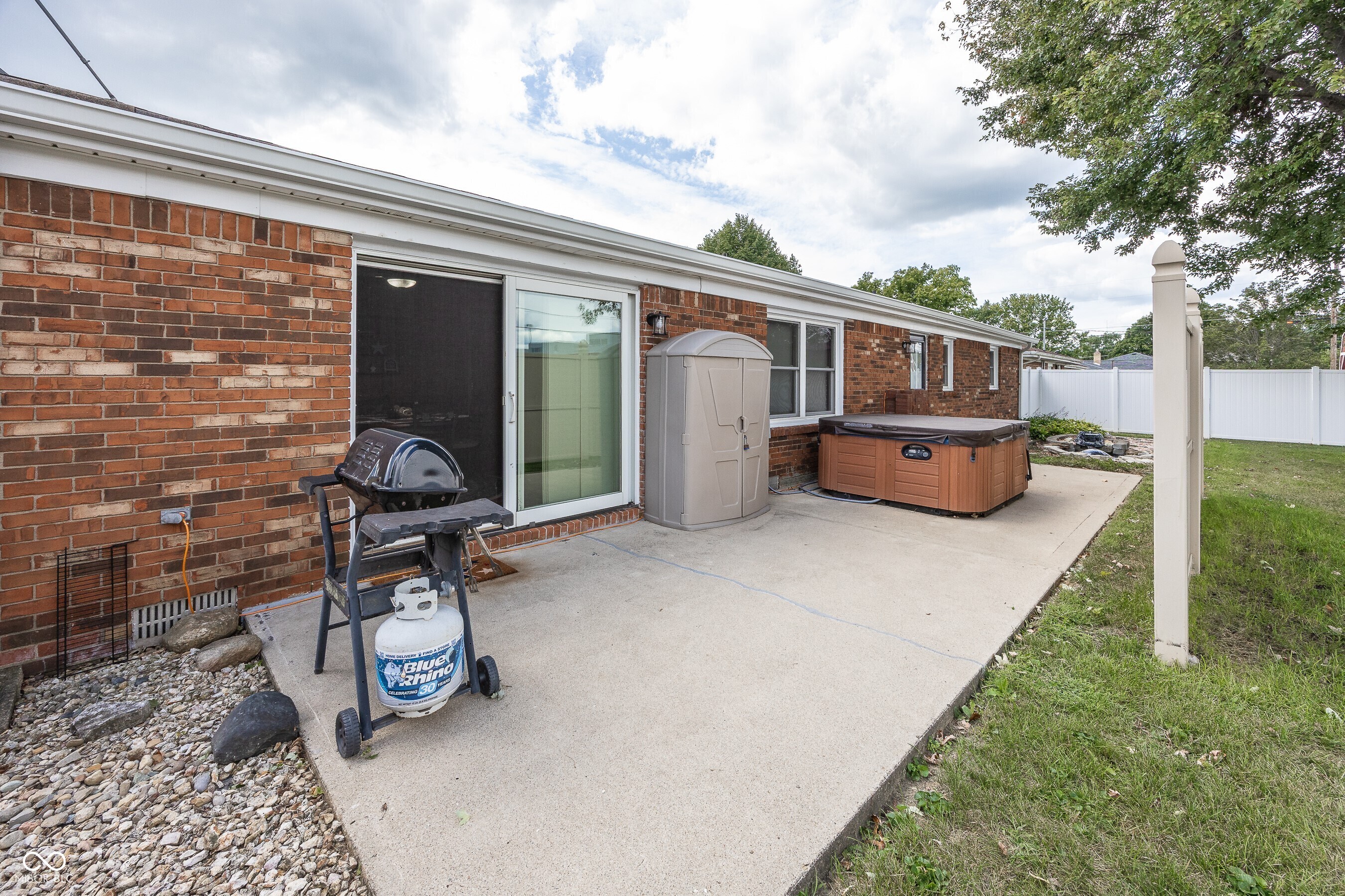 814 Rustic Road Anderson, IN 46013 - Photo 16 of 23