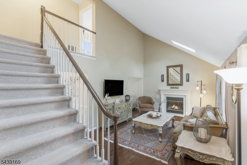 11 Hampton Court Bernards, NJ 07920 - Photo 14 of 30