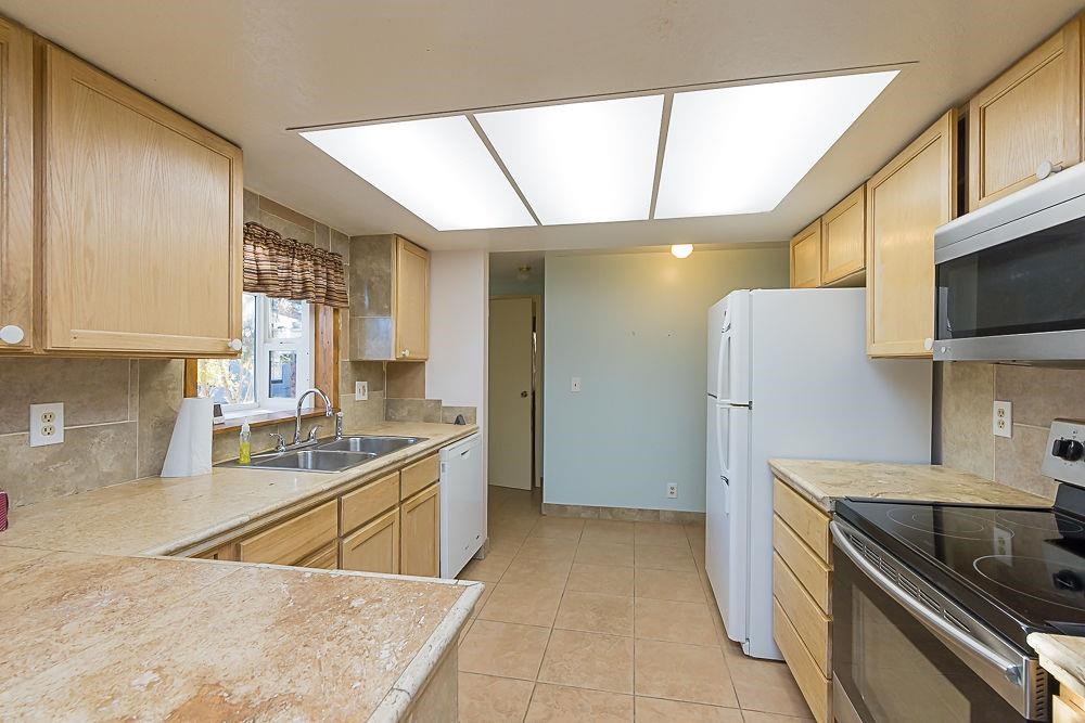 902 Valley Street Rock Springs, WY 82901 - Photo 12 of 41
