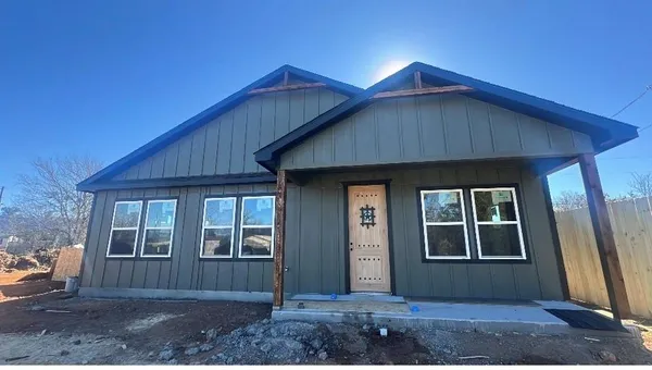 $260,000 | 2921 Blackjack Lane, Granbury, TX 76048