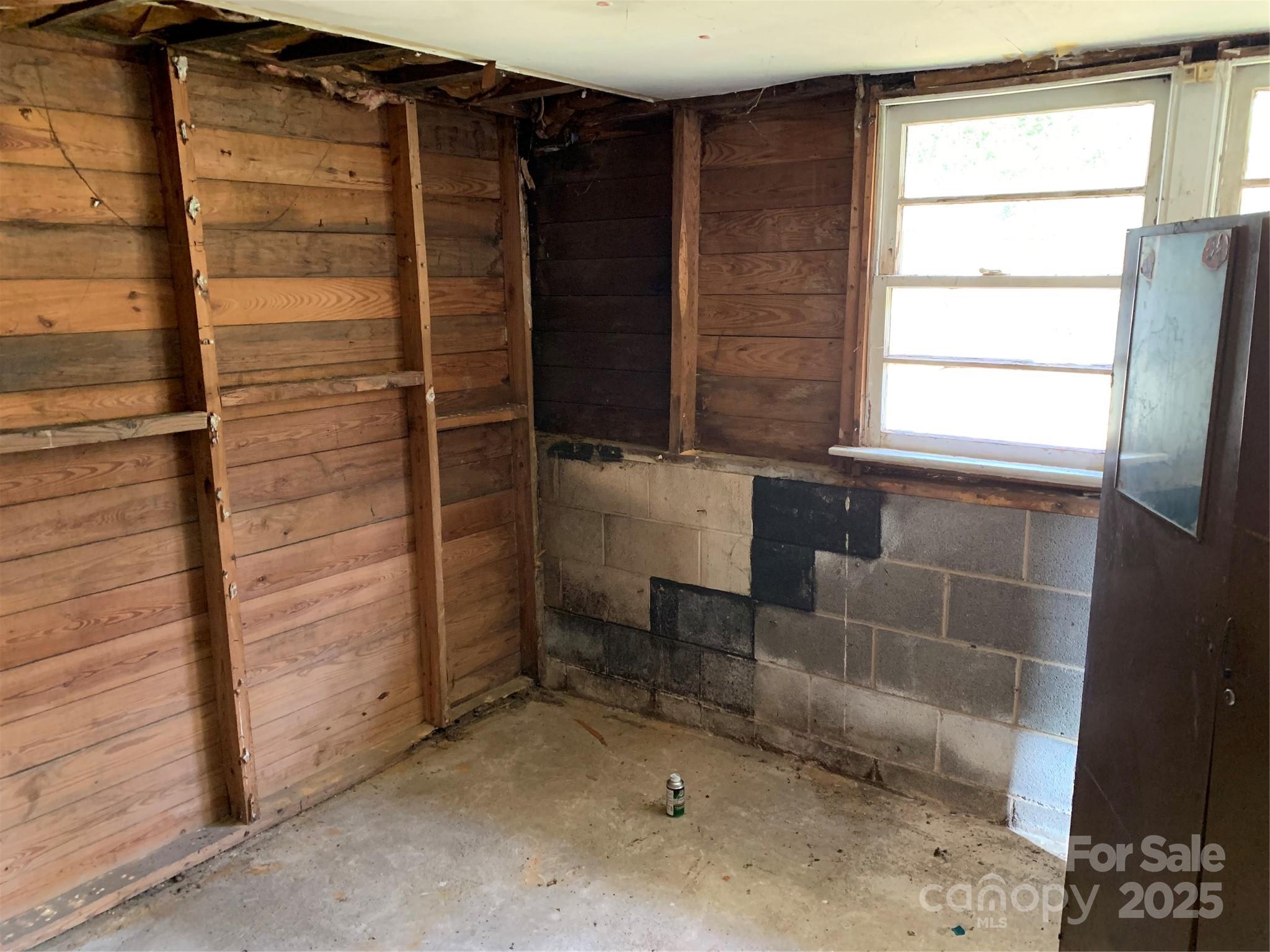 352 London Road Asheville, NC 28803 - Photo 15 of 16