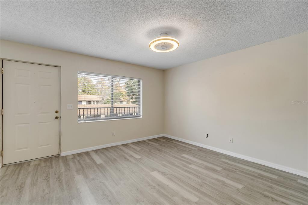 1601 Big Tree Road, Unit 807 Daytona Beach, FL 32119 - Photo 8 of 40