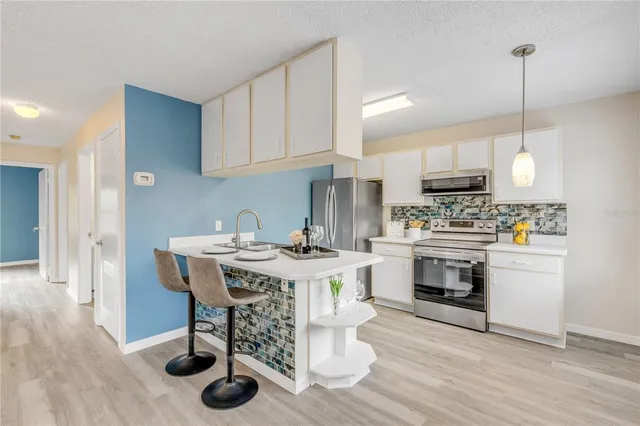 $1,595 | 1601 Big Tree Road, Unit 807, Daytona Beach, FL 32119