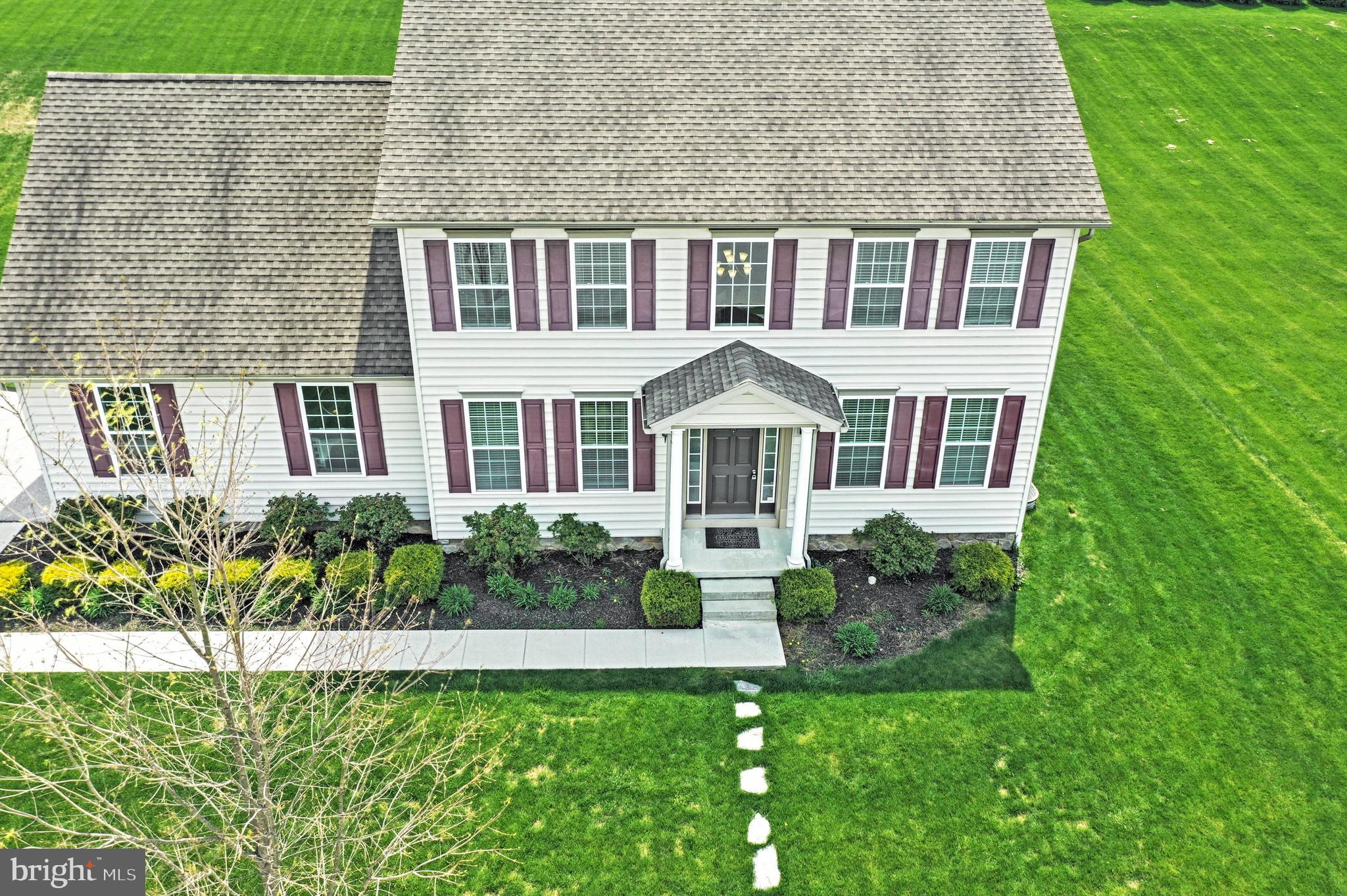 34 Alexander Drive Hanover, PA 17331 - Photo 2 of 53