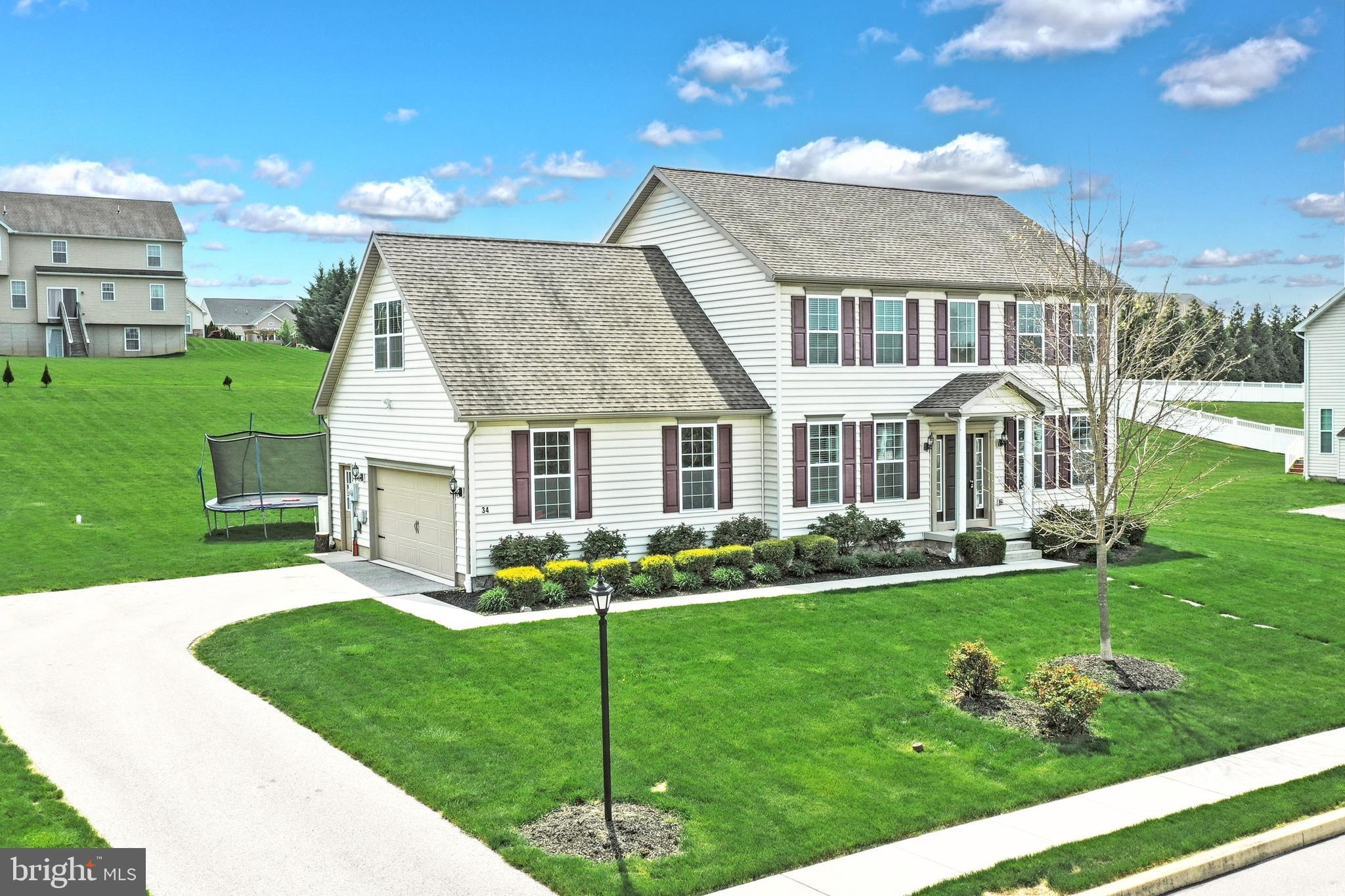 34 Alexander Drive Hanover, PA 17331 - Photo 3 of 53