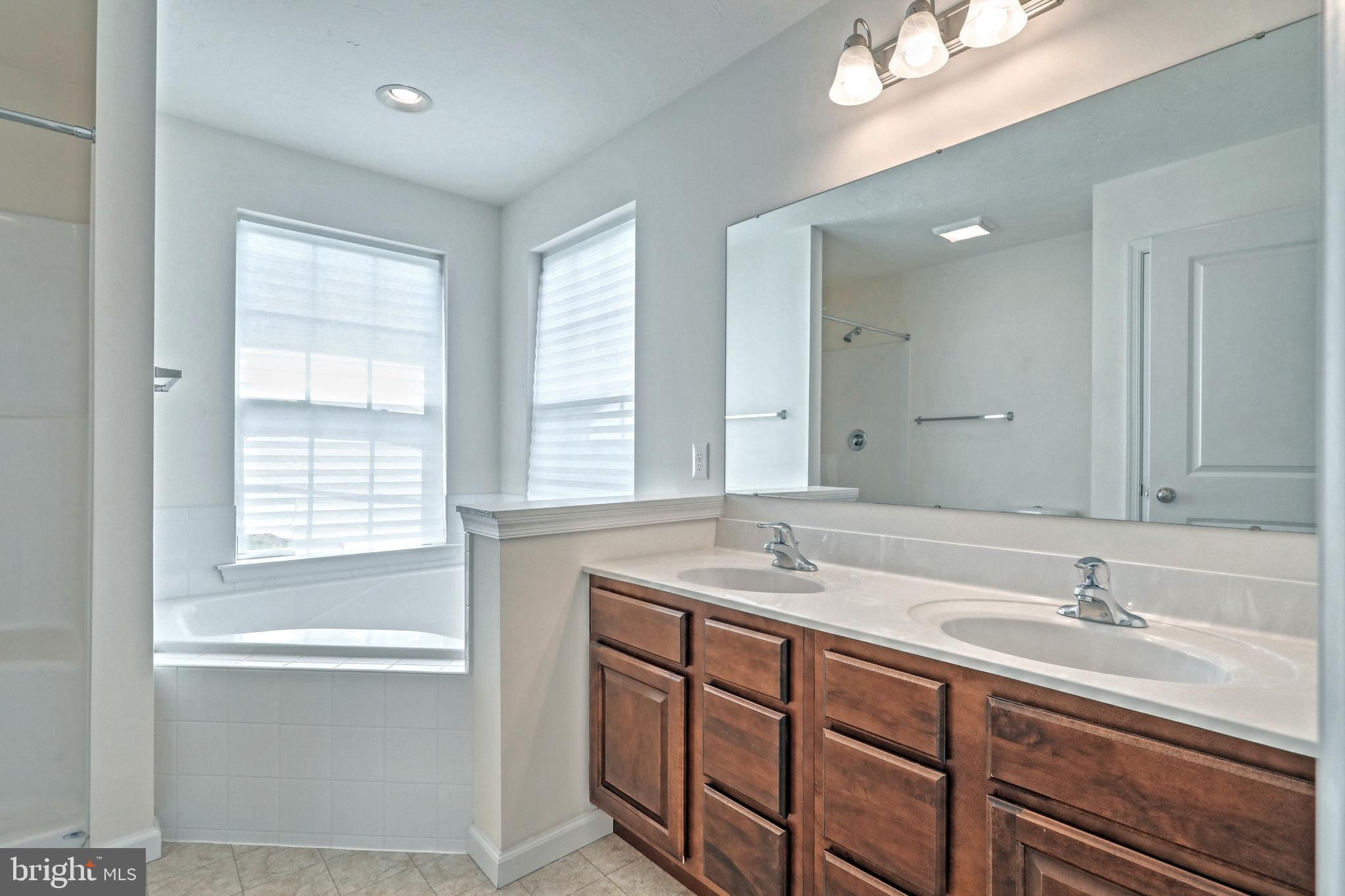 34 Alexander Drive Hanover, PA 17331 - Photo 40 of 53 On suite bath