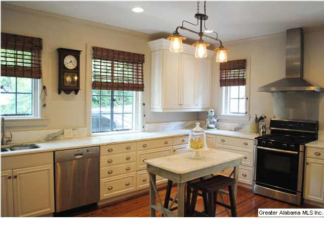 833 Essex Road Birmingham, AL 35222 - Photo 15 of 29