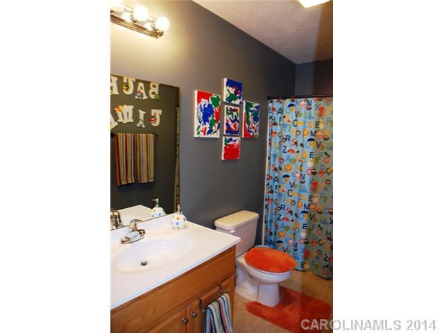 2137 Olde Farm Road Southeast Hudson, NC 28638 - Photo 12 of 16 Gallery Image 12