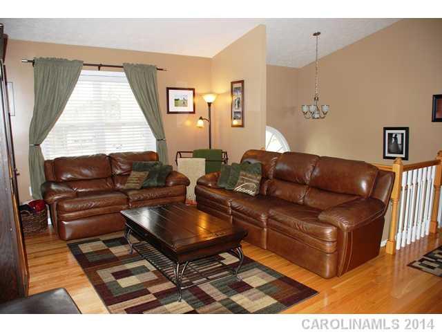 2137 Olde Farm Road Southeast Hudson, NC 28638 - Photo 7 of 16 Gallery Image 7