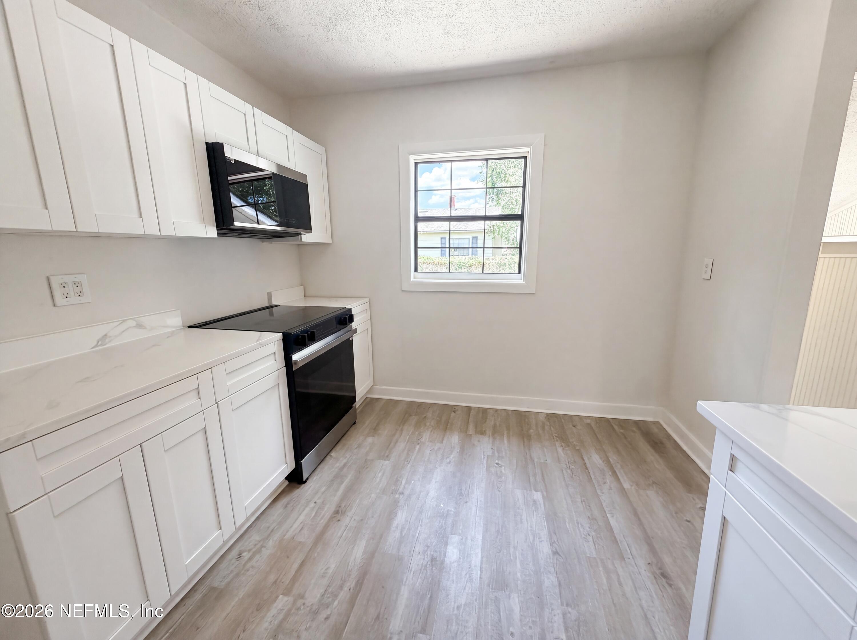 2742 Merwyn Road Jacksonville, FL 32207 - Photo 10 of 22 photo_09