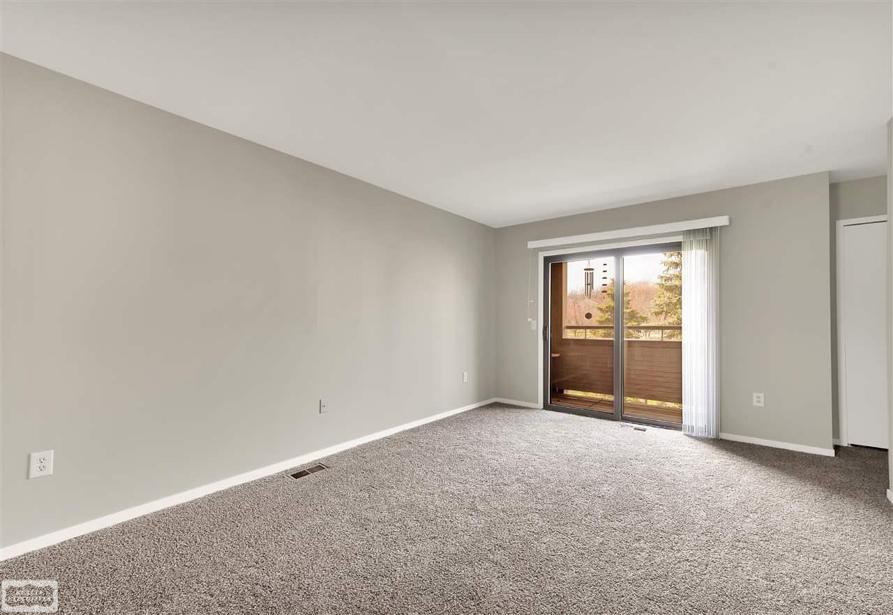 726 Hamilton Rochester, MI 48307 - Photo 17 of 33 50009742-17.JPG