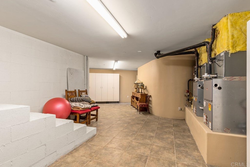 10363 Hidden Meadows Road Escondido, CA 92026 - Photo 44 of 65 Arts and Crafts room /utility room!