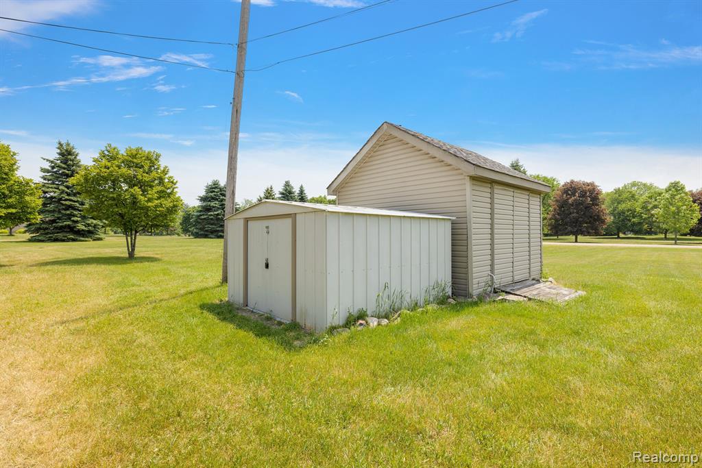 9844 Pine Knob Road Clarkston, MI 48348 - Photo 65 of 65 Gallery Image 65