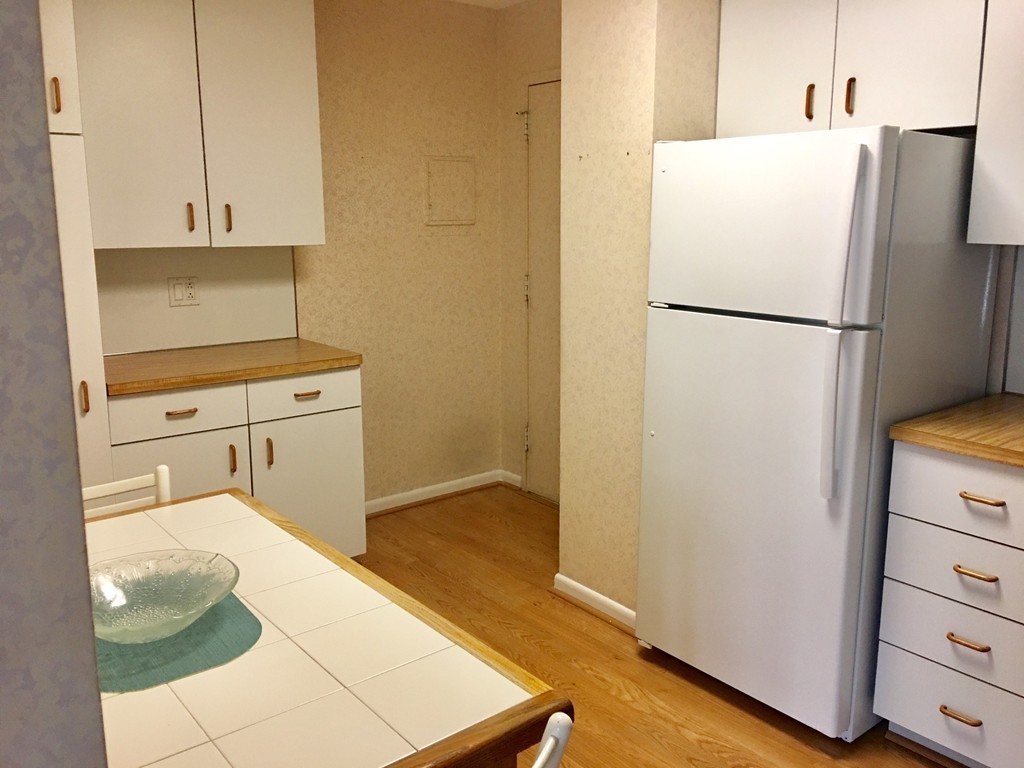 1002 Paradise Road, Unit 2J Swampscott, MA 01907 - Photo 8 of 19 Gallery Image 8