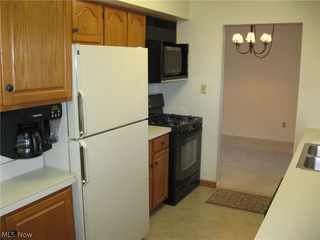 804 Ledge Road Macedonia, OH 44056 - Photo 8 of 25 Gallery Image 8
