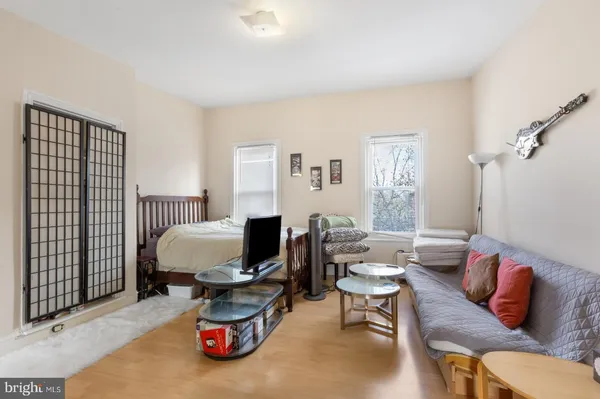 $1,195 | 1804 Fairmount Avenue, Unit 3, Philadelphia, PA 19130
