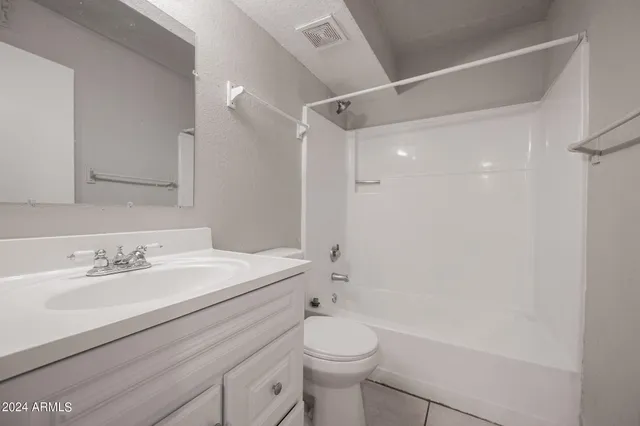 $895 | 9606 North 11th Avenue, Unit 104, Phoenix, AZ 85021