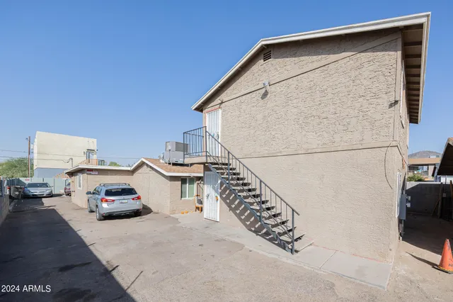$895 | 9606 North 11th Avenue, Unit 104, Phoenix, AZ 85021