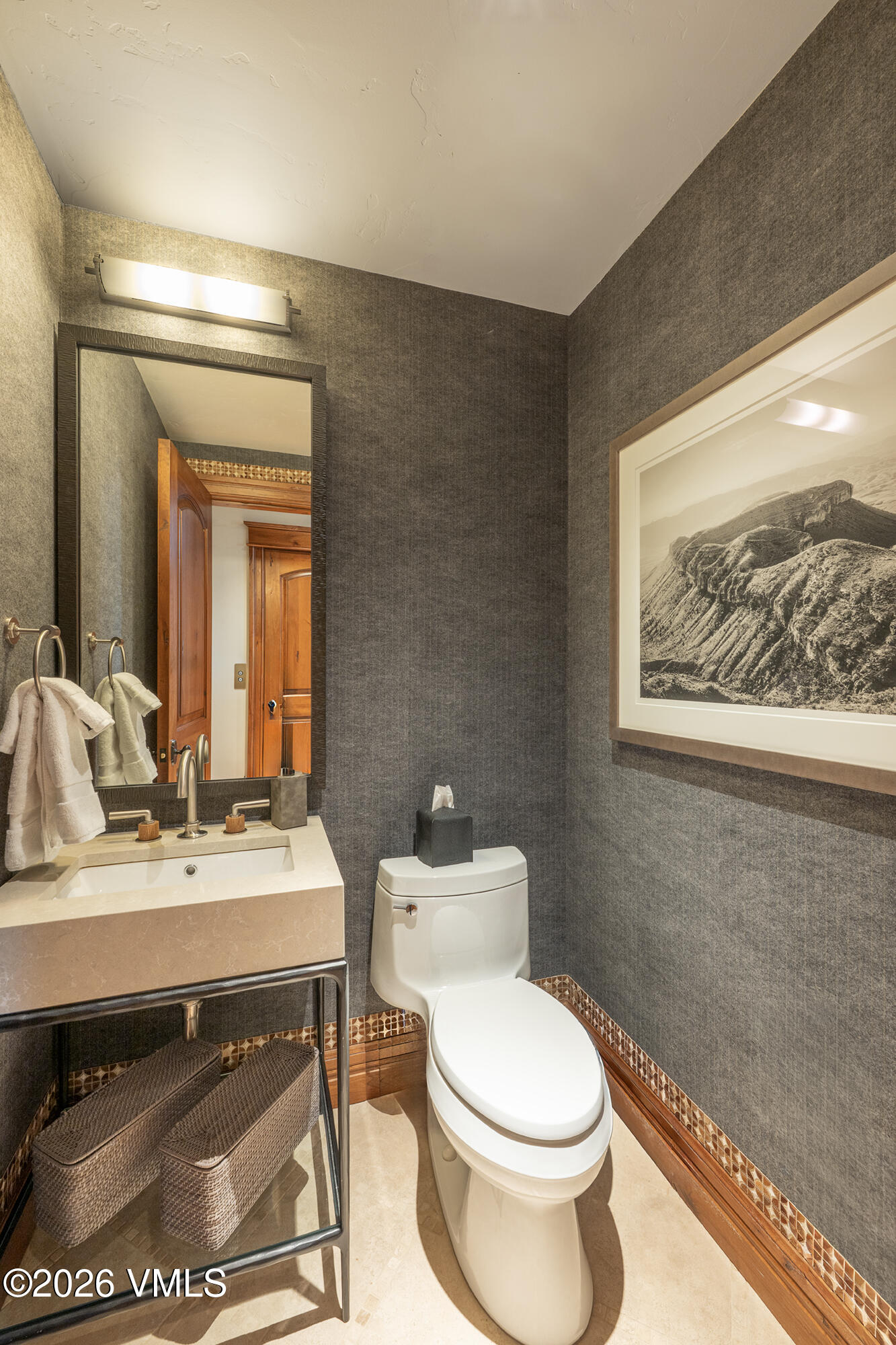 325 West Forest Road Vail, CO 81657 - Photo 29 of 33 SFB_9586