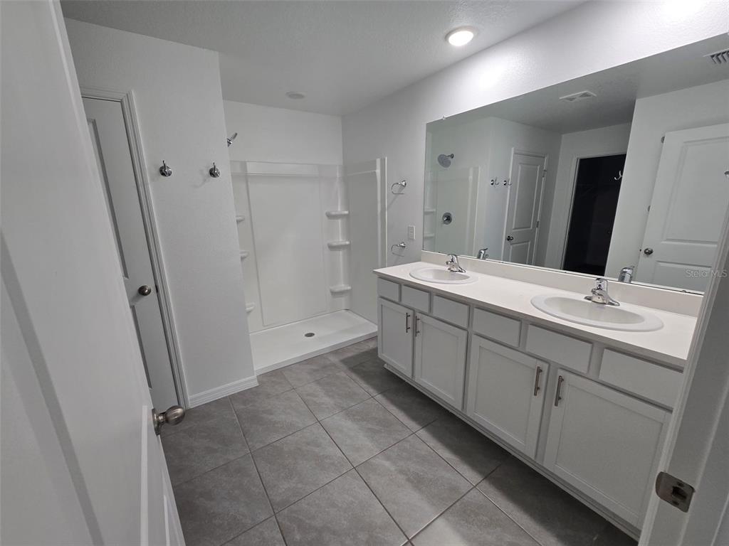 4703 Southwest 85th Place Ocala, FL 34476 - Photo 10 of 19