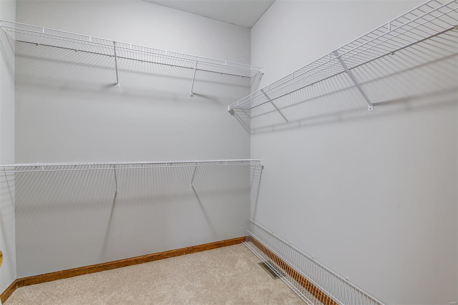 5185 Ambs Road St. Louis, MO 63128 - Photo 22 of 32 Gallery Image 22