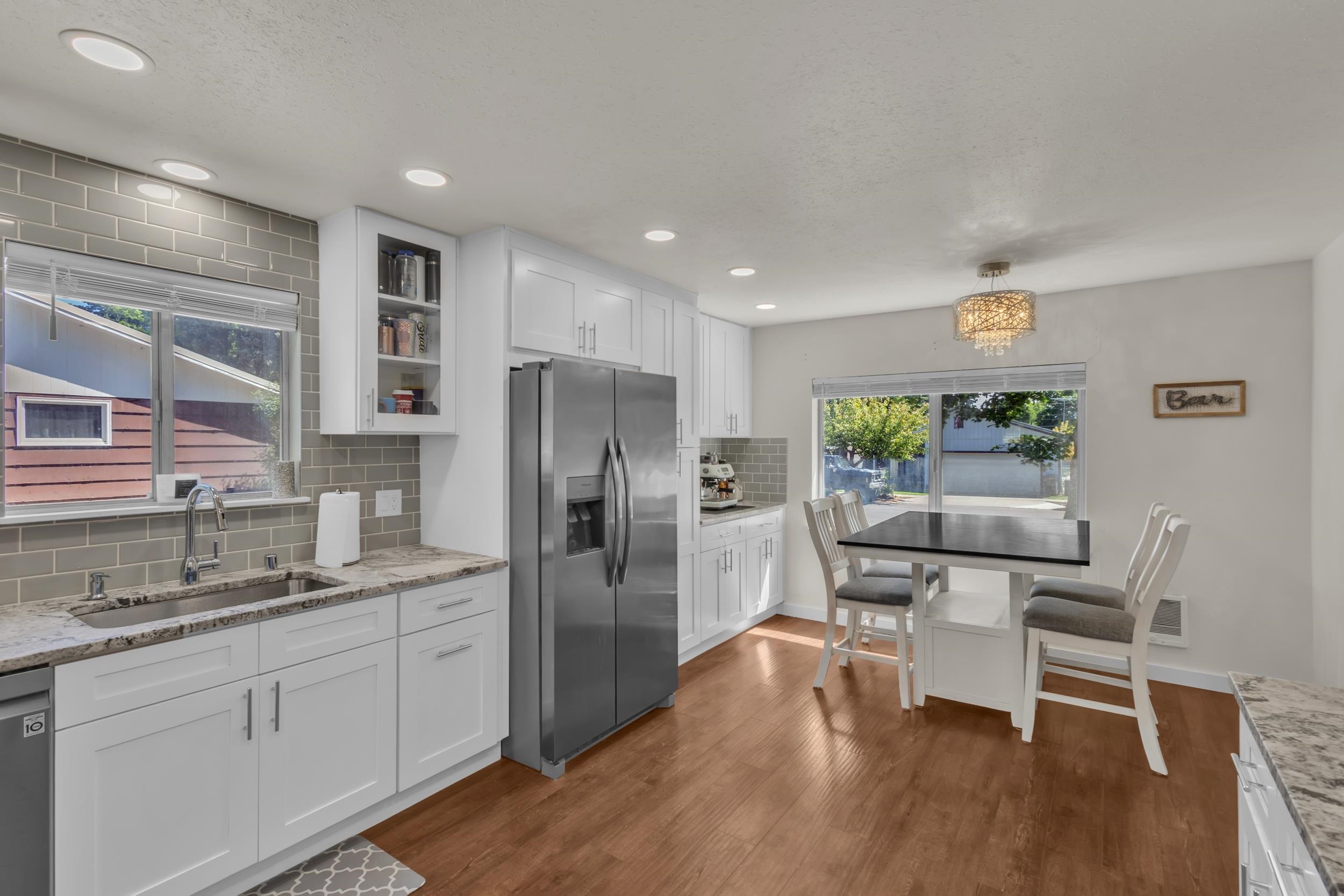 304 North 4th Street Cheney, WA 99004 - Photo 7 of 27