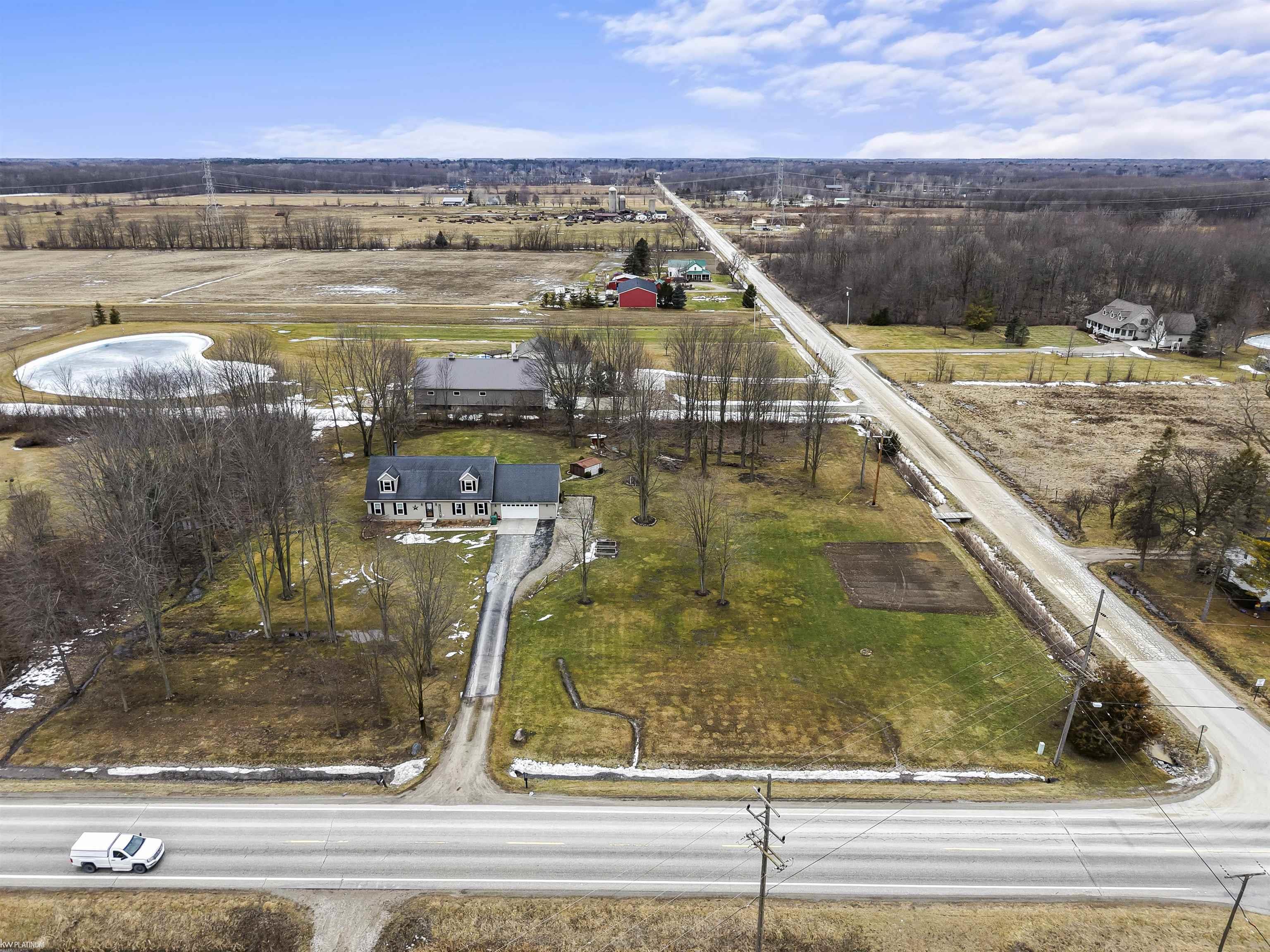 2030 Palms Road Columbus, MI 48063 - Photo 8 of 44