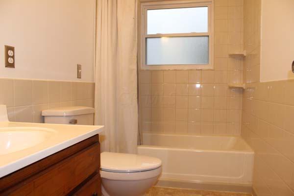 357 Smith Road Columbus, OH 43228 - Photo 12 of 37 Gallery Image 12