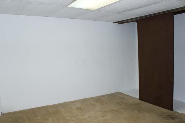357 Smith Road Columbus, OH 43228 - Photo 23 of 37 Gallery Image 23