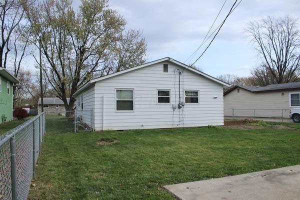 357 Smith Road Columbus, OH 43228 - Photo 32 of 37 Gallery Image 32