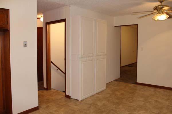 357 Smith Road Columbus, OH 43228 - Photo 9 of 37 Gallery Image 9