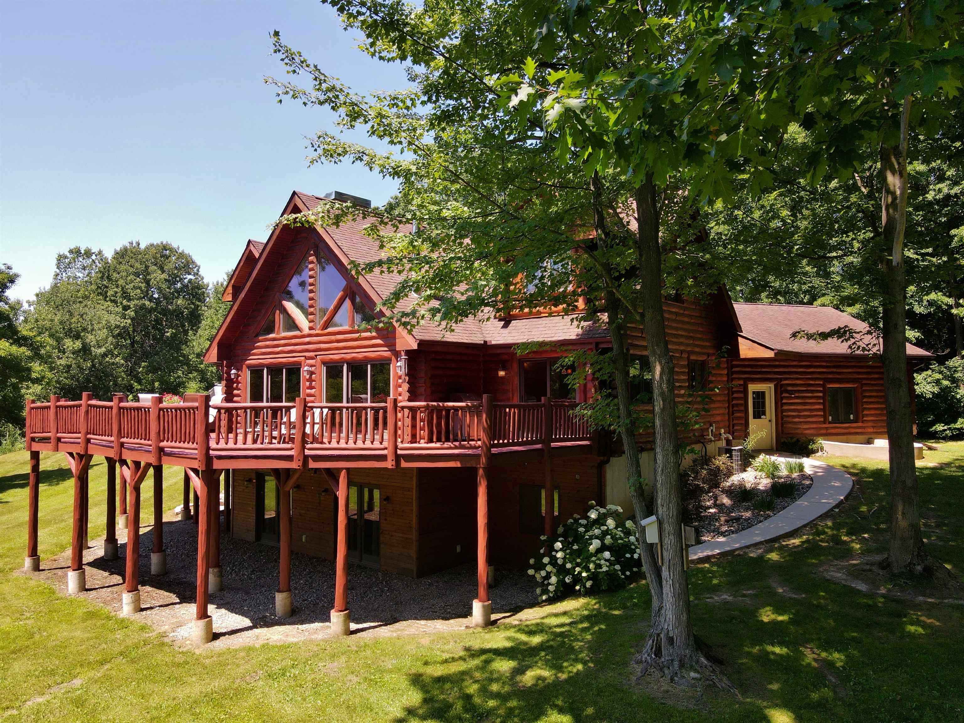 5777 Conrad Road Mayville, MI 48744 - Photo 2 of 51 1948005-9d44efc7-b70c-4748-a7cb-90140710fe4f.JPG