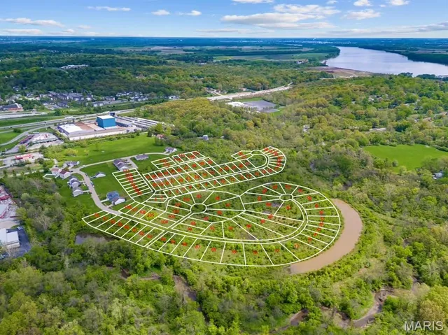 $375,000 | 1098 Belgrove Drive, St. Louis, MO 63137