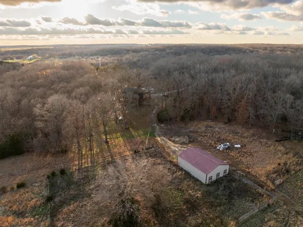 $540,000 | 25594 Hidden Valley Avenue, Warsaw, MO 65355